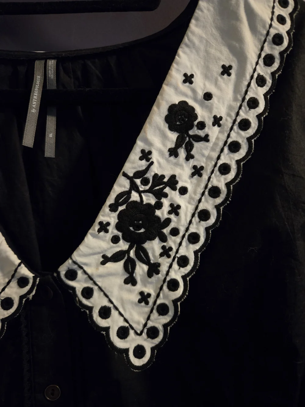 Anthropologie Black Button-Front Blouse with Embroidered White Collar - Picture 3 of 6